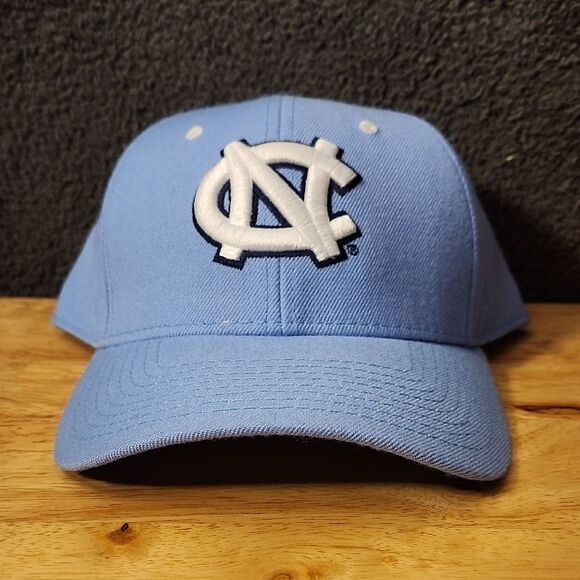 Zephyr UNC North Carolina Tar Heels 7 7/8 Fitted Hat - New - Picture 1 of 7